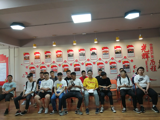 【完满班级】感悟人文魅力 绽放绚丽青春——大数据学院、信息工程学院网工1601班举办完满班级活动