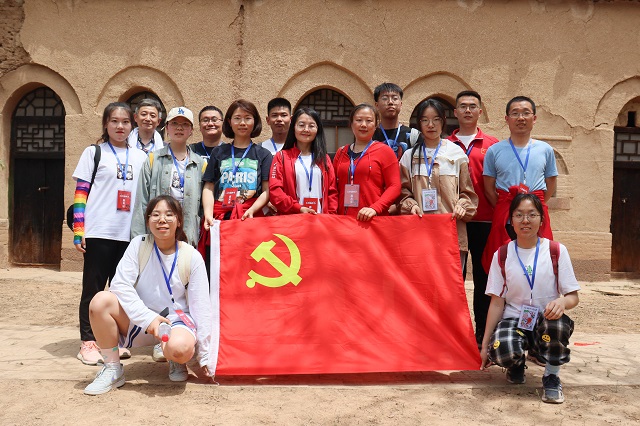 远景学院连续三年助力“五村播种节”