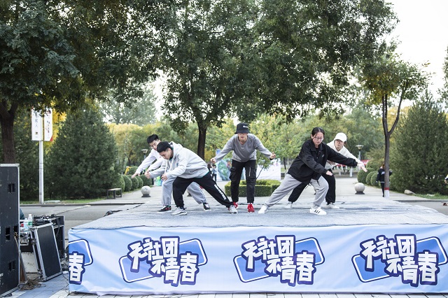 第七届“百团大战”信院吉尼斯挑战赛暨社团纳新线下咨询会圆满落幕