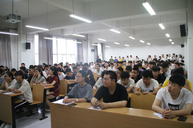 【辅导员说完满】树诚信考风 做文明大学生——智能工程18级辅导员说完满