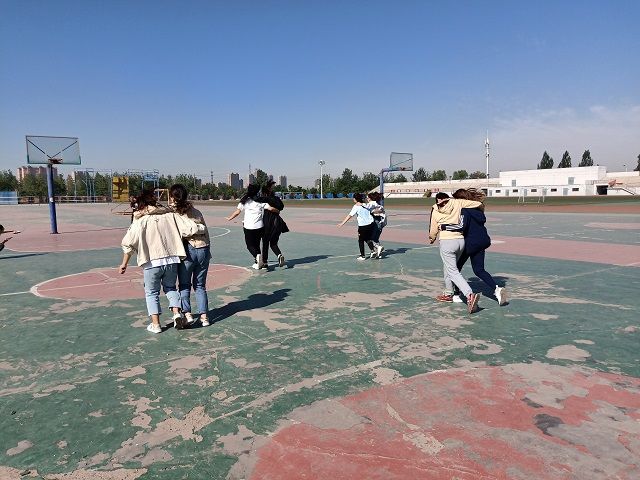 【完满班级】两人三足齐奔跑 美好生活欢乐多——食品与环境学院园林1802班完满班级活动