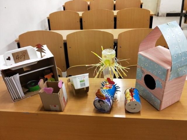 【完满班级】巧手打造废杂物  奇思妙想改新颜——淬炼商学院“创”享青春主题活动（二十三）