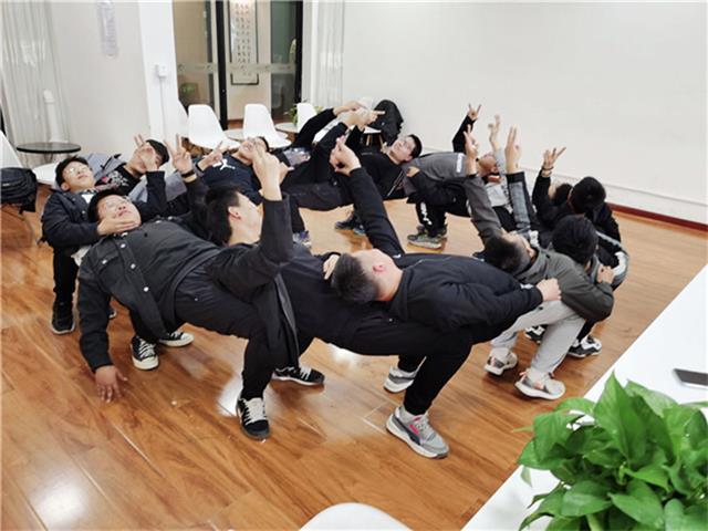 【完满班级】亲爱的树洞——大数据学院2005班11月完满班级活动——软件2005班完满班级活动