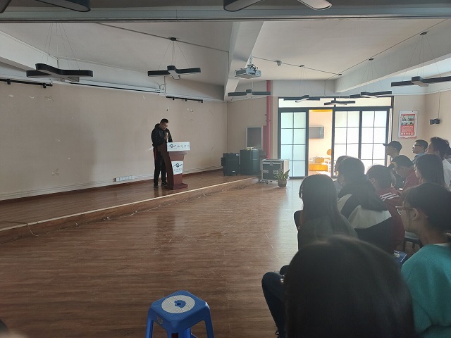 情系三农 为党旗增辉——经济与管理学院第一届农林演讲比赛