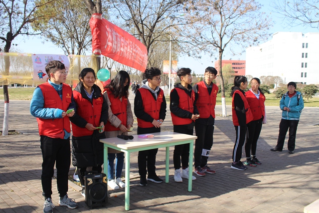 “感恩有你有我”主题手绘展活动圆满落幕