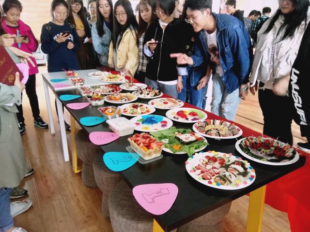 【缤纷百团】社展风采 团聚梦想