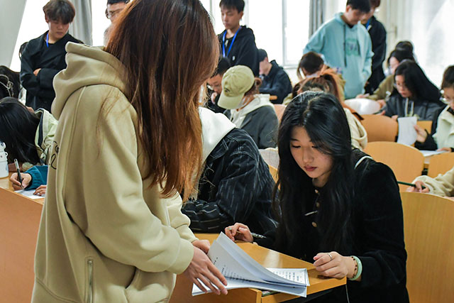 办公剑客的毒鸡汤真的不毒——艺术传媒学院“艺路领先”之第二届办公达人挑战赛初赛