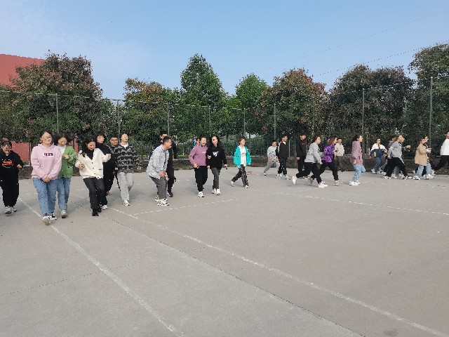 【完满班级】团结协作 绽放青春——淬炼·国际商学院会计2006班完满班级活动