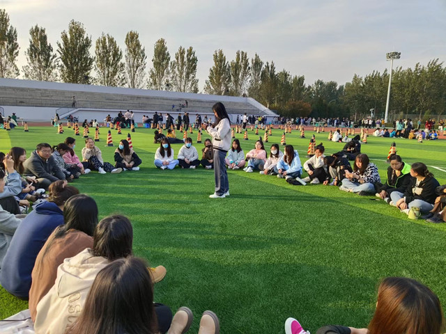 【完满班级】体坛青春际会 校园运动乐章——商务英语学院完满班级活动集锦