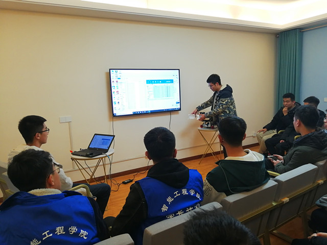 学长计划第583期;坚持不懈 天道酬勤——智能工程学院第七十七期学长计划“荣耀归来,又见Creator”