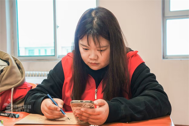 【情暖社区】市民课堂第315期：“丢书包计划”线上辅导