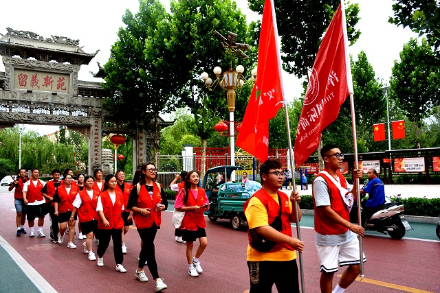 【三下乡】立青年鸿鹄之志 探留义改革之举——淬炼商学院青年益行国情观察实践团