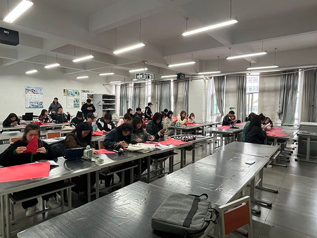 【完满团支部】携手共进艺术人生——艺术传媒学院环设2206班完满团支部活动