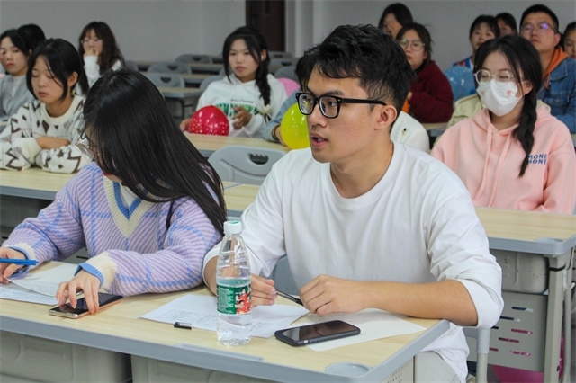 精于思美于言 秀于心慧于口——淬炼·国际商学院第十一届“淬炼杯”辩论赛复赛