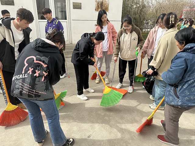 【辅导员说完满】以劳树德 以劳育美——远景学院2021级辅导员说完满活动