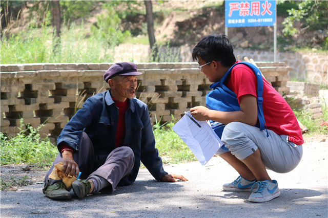 【三下乡】充满泥土芬芳的山路才能留下脚印