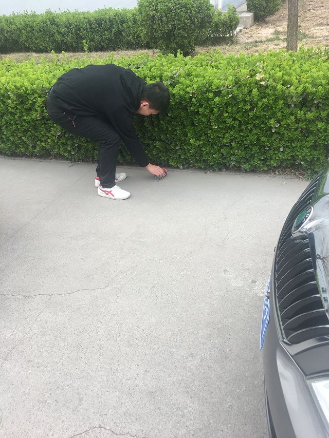 【完满班级】你扔我捡  低碳生活——大数据学院软件1601班开展完满班级活动