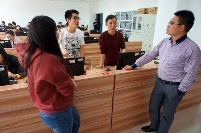 智慧人生 闪耀信院——信息工程系智慧信院APP培训会