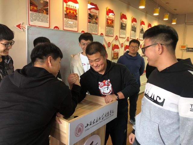 【完满班级】团结协作 腕力对决——大数据学院、信息工程学院物联2003班完满班级活动