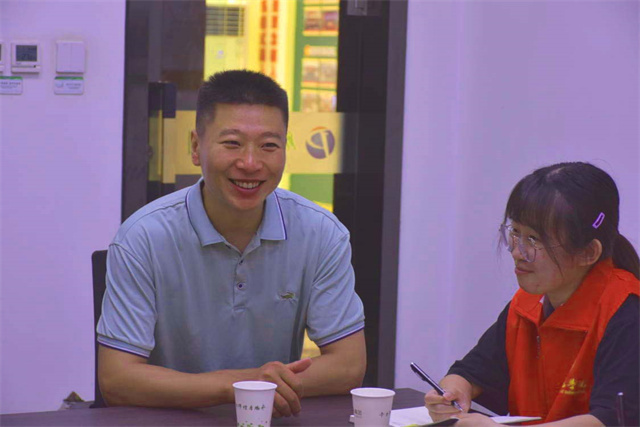 【三下乡】芳华待灼 砥砺深耕 赴约“鹏飞”共谈商话——淬炼·国际商学院青年益行发展成就观察团