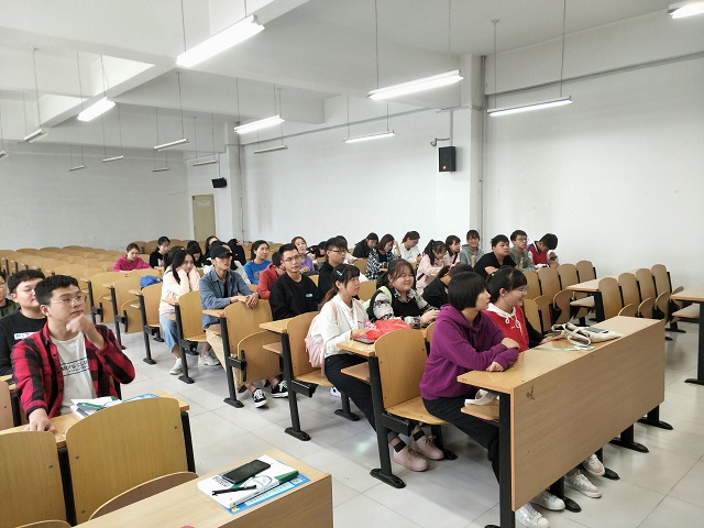 【完满班级】绚丽青春 经年遇见最美的你——经济与管理学院九月完满班级活动纪实（四）