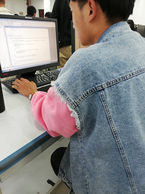 【完满班级】“我们的Project”软件项目设计比赛——数据1801班完满班级