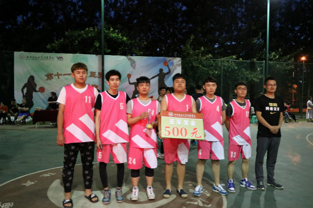 飞扬篮球 青春赛场——第十一届“至强杯”篮球联赛