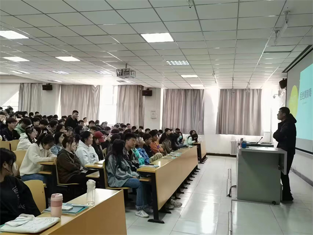 【辅导员说完满】珍爱生命 拒绝黄赌毒——大数据学院、信息工程学院2021级辅导员说完满活动