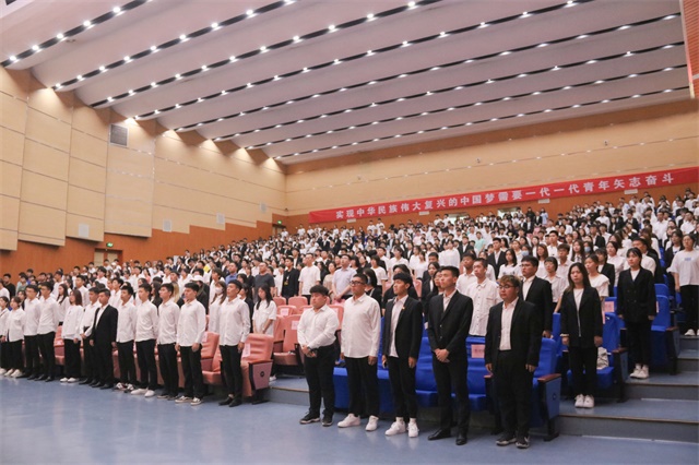 我校隆重举办十七届学生会主席团成员公开竞选大会
