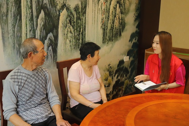 韶华依旧 相伴流年——经济与管理学院“重拾旧时光 定格婚纱梦”圆梦计划活动第八期