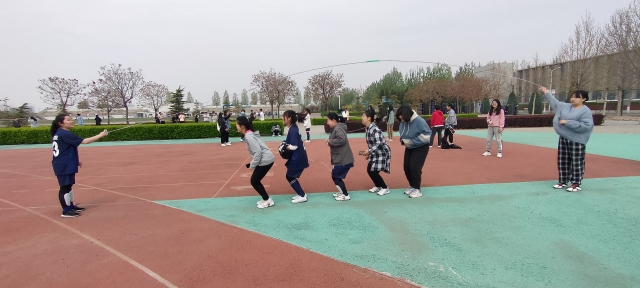 【完满班级】回味年少时光 共享童年趣事——远景2003班4月完满班级活动