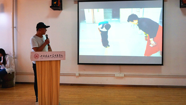 大数据学院、信息工程学院成功举办e路同行科技文化蓝海行动计划之技艺双馨艺术作品展