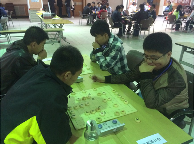 工管系会计1302班王少鹏同学参与2014年山西“中北大学”杯大学生围棋、象棋、桥牌锦标赛