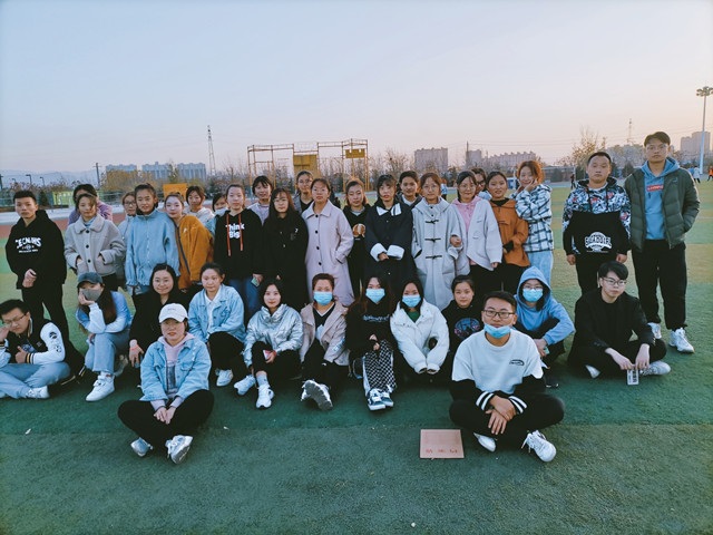 【完满班级】扬竞技之风 展青春风采——淬炼商学院基层班级开展竞技体育比赛