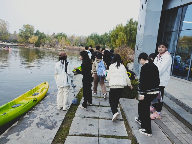 乘风破浪的少年——秋日皮划艇线下活动