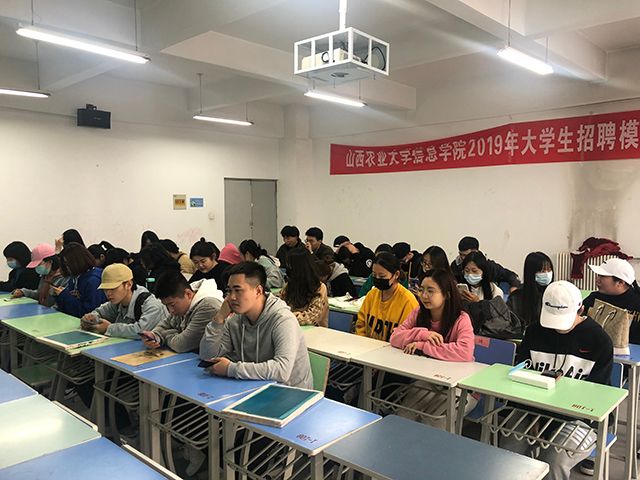 【完满班级】“光盘”行动 有你有我——“谁知盘中餐 粒粒皆辛苦”视觉1802班光盘行动节约粮食宣讲