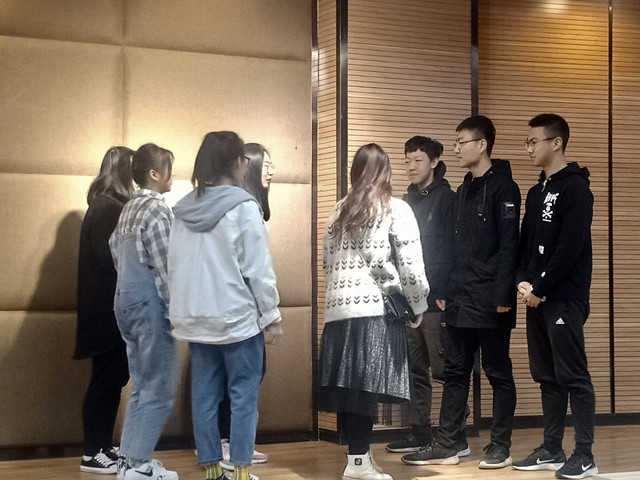 【完满班级】剧中映情 笑声点亮四面风——经济与管理学院完满班级活动纪实（五）