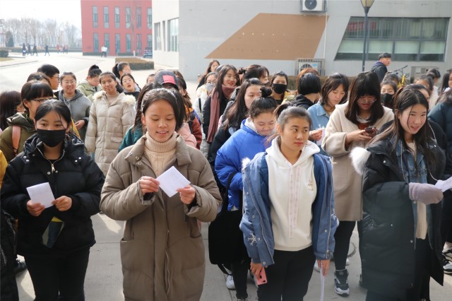 冬日长跑 激情四射——外国语言文学系开展第二届冬季长跑活动
