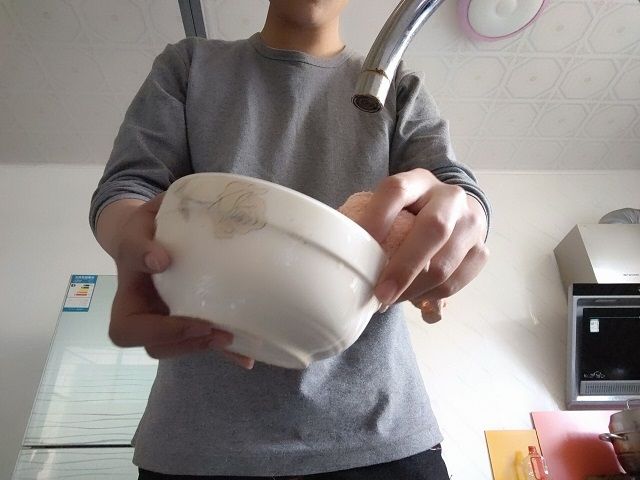 【完满班级】我帮父母做家务——食品与环境学院生技1801班完满班级活动