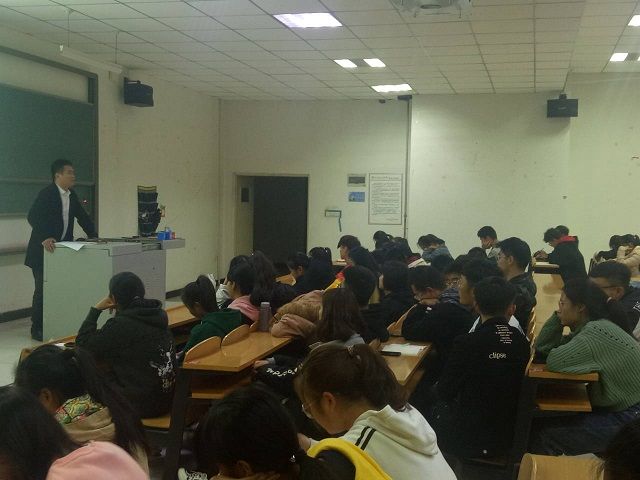 【辅导员说完满】了解二学历 迎接未来——食品与环境学院2019级辅导员说完满