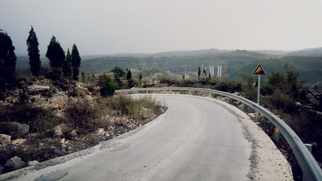 【前行】第134期：敬故乡一杯美酒  品别样乡愁