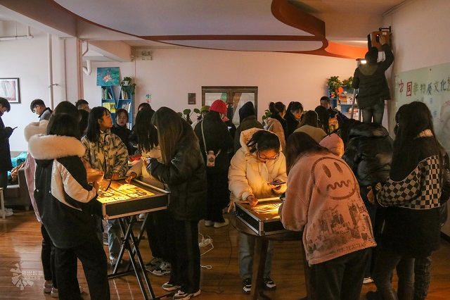 【社团巡礼节】赫奇帕奇冬至节 指尖沙画流温情——“炫彩沙画,情暖冬至”活动圆满落幕
