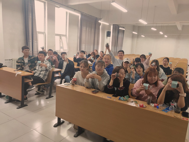 【完满班级】守护盛世年华 喜迎祖国华诞——经济与管理学院九月完满班级活动纪实（七）