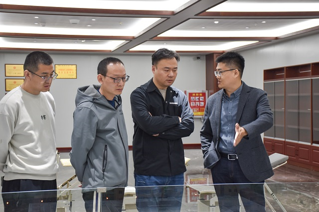 服务地方经济发展 校企合作多元共建——食品与环境学院教师深入源德味央厨有限责任公司开展校企合作交流活动