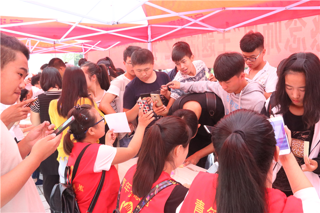 饮其流者怀其源 学其成时念吾师——“我心目中的好老师”优秀征文展示（下）