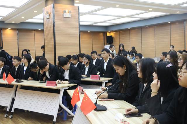 革命仰天行 跟党展风华——“与信仰对话,知党史而行”经管&商英党史知识竞赛