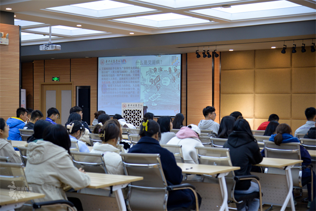 赋能计划第六期第九、十讲:通力创作志愿暖图 沉浸聆听青春之课