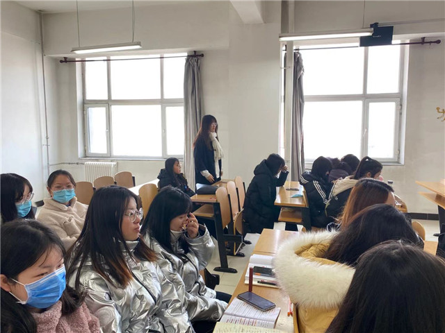 【完满班级】展学子青春风采 传校园文化气息——外国语言文学系英语1802班、1805班、1806班完满班级活动