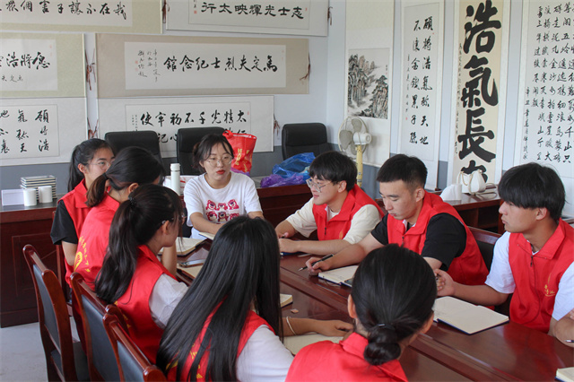 【三下乡】寻访英烈故里 探忆峥嵘岁月——汇“侯”研商 淬炼·国际商学院青年益行乡村振兴促进团