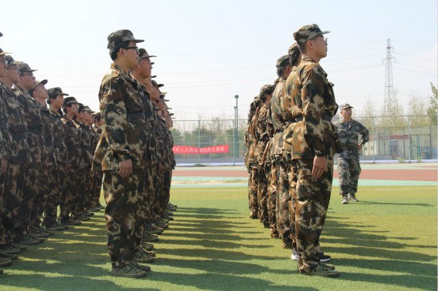 喜迎骄子 展食环风采——食品与环境学院2019年新生开学典礼